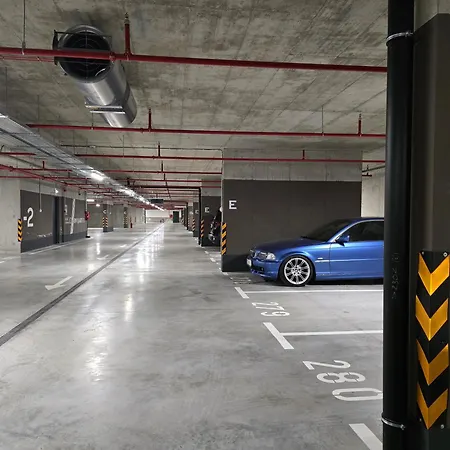 Bw Quartet 303 Deluxe 公寓 *