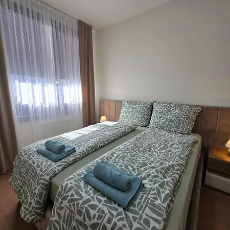 Bw Quartet 303 Deluxe Lägenhet Belgrad